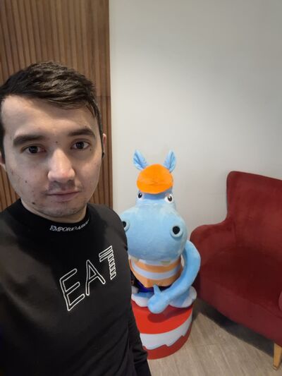  ,   Sardorbek, 25 ,   ,   