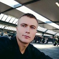  ,   Andrzej, 32 ,   