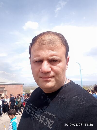  ,   Edgar, 41 ,   c 