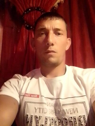  ,   Marat, 36 ,   