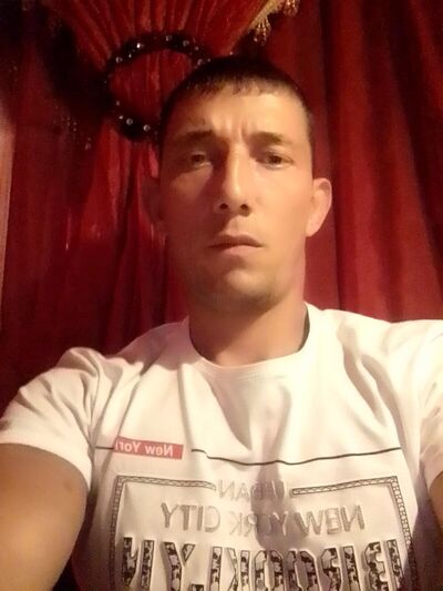  ,   Marat, 34 ,   