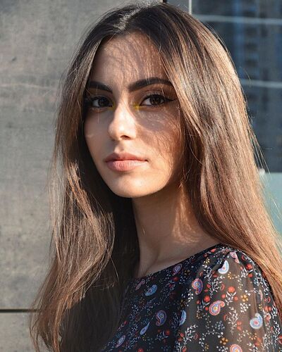  ,   Vika, 24 ,   