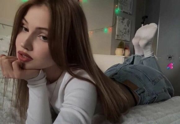  ,   Alina, 21 ,   ,   , 