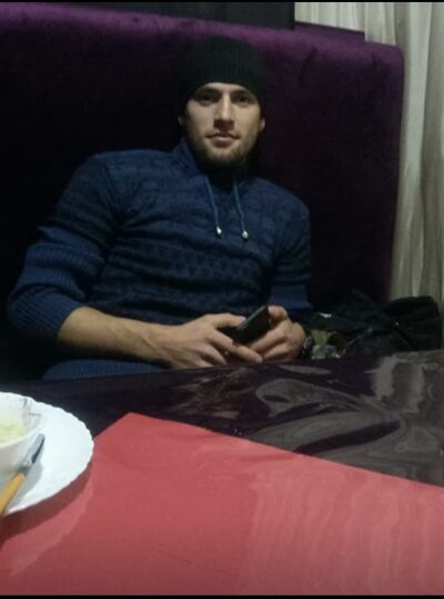  ,   Rizvan, 31 ,  