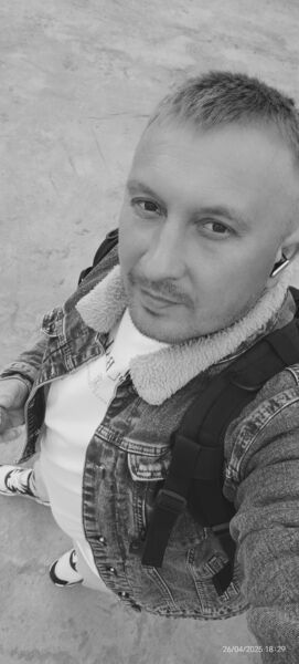  ,   Alexander, 39 ,   c 