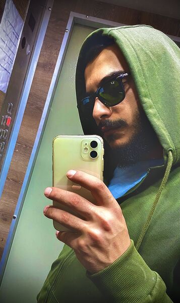  ,   Ruslaan, 28 ,   ,   