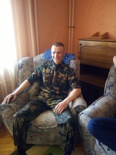  ,   Toni xXx, 33 ,   ,   , c 