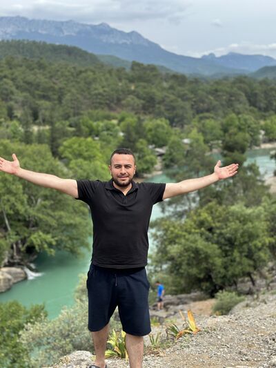  ,   Taner, 37 ,   ,   