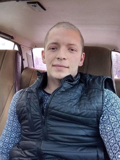  ,   Maxim, 28 ,   ,   
