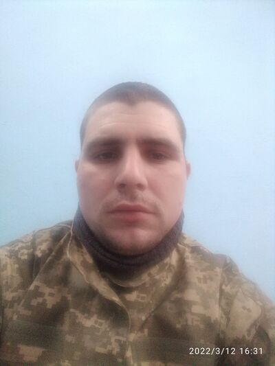  ,   Ivan, 32 ,   ,   