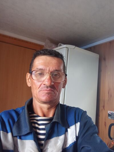  ,   Mikhail, 48 ,   ,   