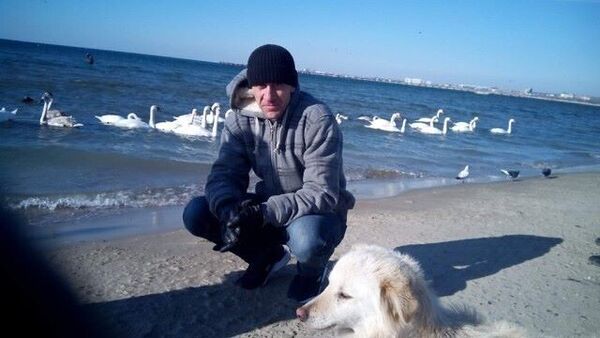  ,   Mikhail, 43 ,   ,   
