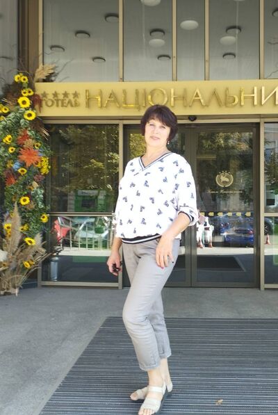  ,   Zoja, 54 ,   c 