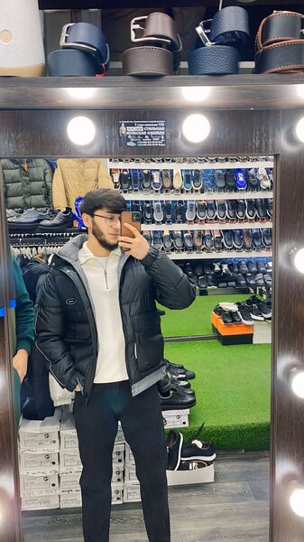  ,   Bek, 22 ,     , c 
