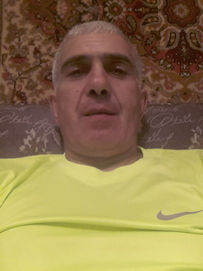  ,   Anton, 45 ,   