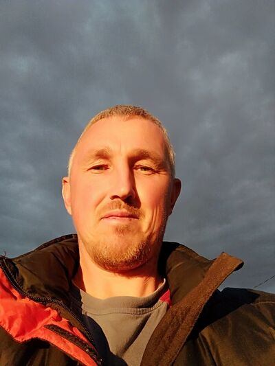  ,   Denis, 41 ,   ,   , c 