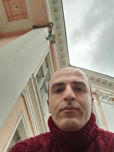  ,   Alexander, 42 ,   c 