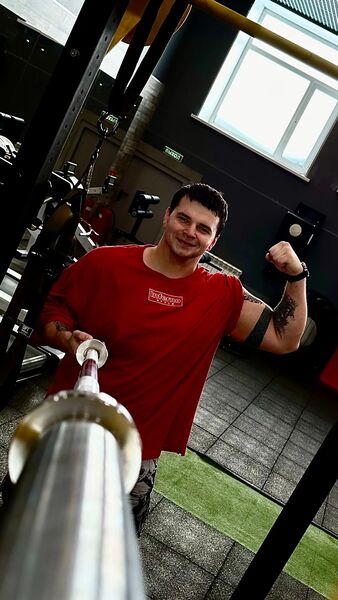  ,   Ilya, 32 ,     , c , 