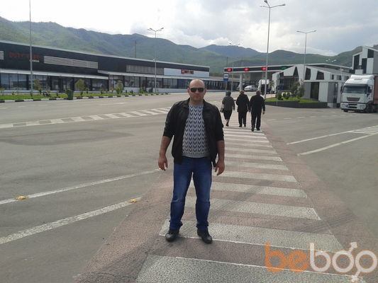  ,   Davit, 39 ,  