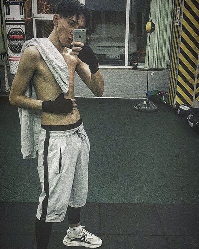  ,   Zhanov, 26 ,   ,   , c , 