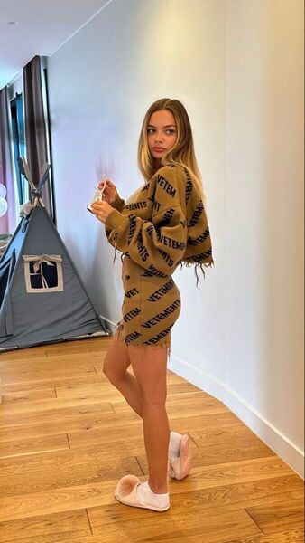  ,   , 29 ,   ,   , 