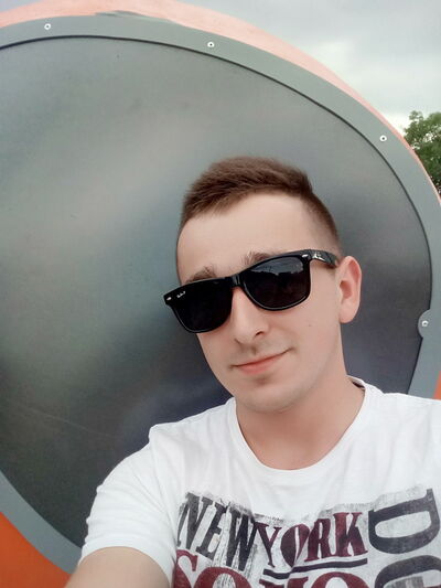  ,   Vitalik, 32 ,   