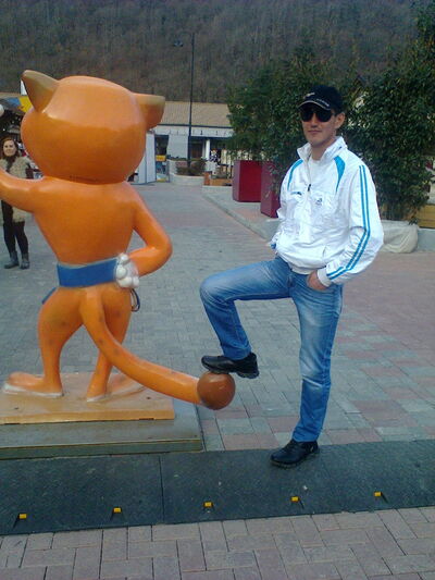  ,   Maks, 41 ,   ,   , c 