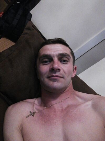  ,   Davida, 39 ,   ,   , c 
