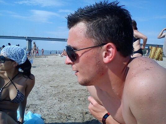  ,   Poul, 36 ,   