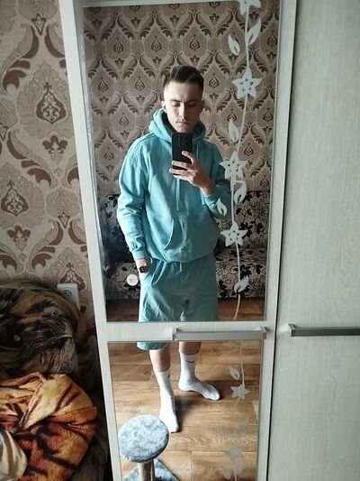  ,   Maxim, 26 ,   ,   