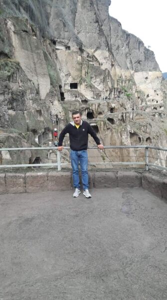  ,   Irakli, 35 ,   ,   