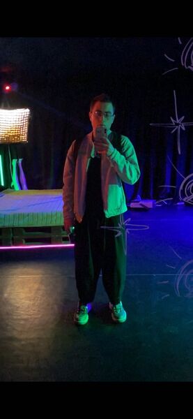  ,   Vadim, 31 ,  