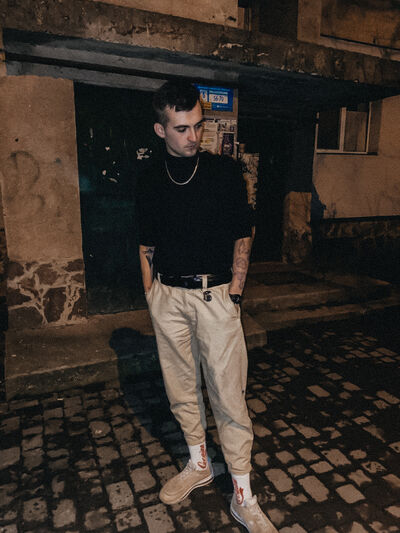  Praha,   Rafik, 24 ,   ,   