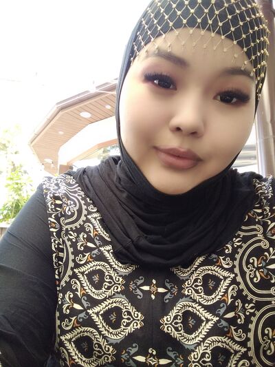  ,   Soliham, 27 ,   ,   
