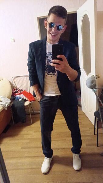  ,   Nikolai, 32 ,     , c 