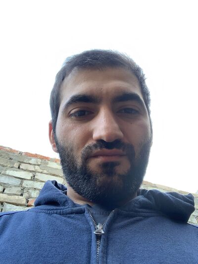  ,   Garri, 34 ,  