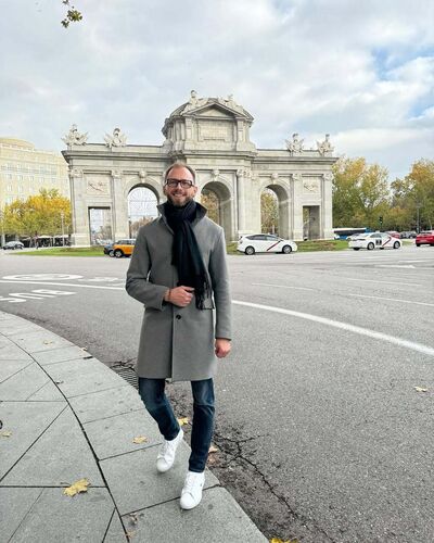  ,   , 37 ,   c 
