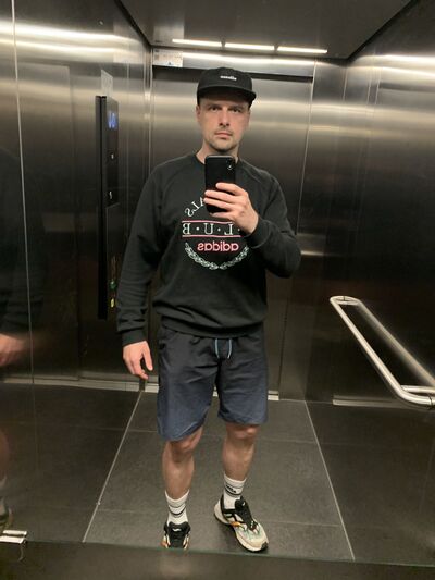  ,   Alex, 38 ,  
