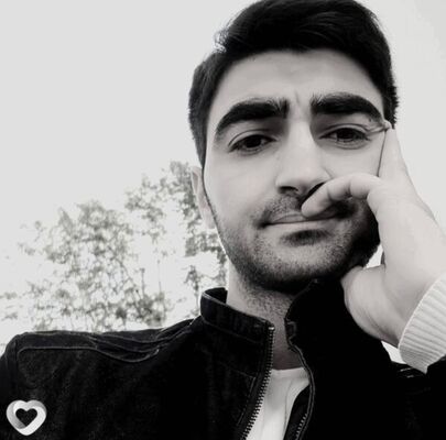  ,   Artur, 33 ,   ,   