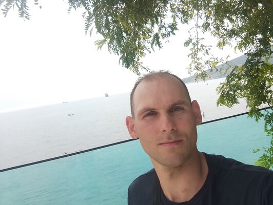  deleted,   Jon, 40 ,   ,   