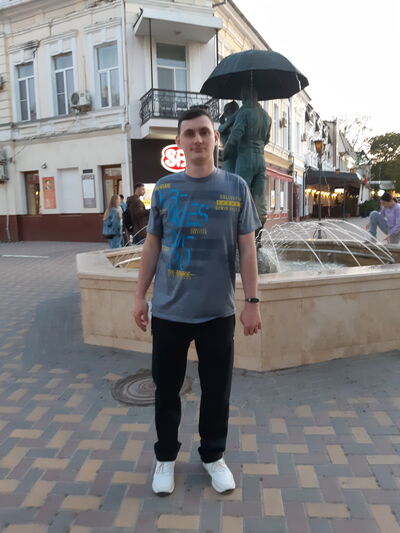  ,   Zhenek, 27 ,   ,   