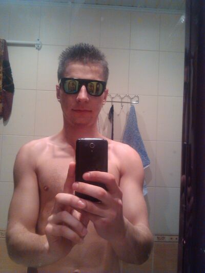  ,   Andrey, 32 ,   