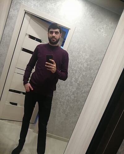  ,   Jon, 28 ,   ,   