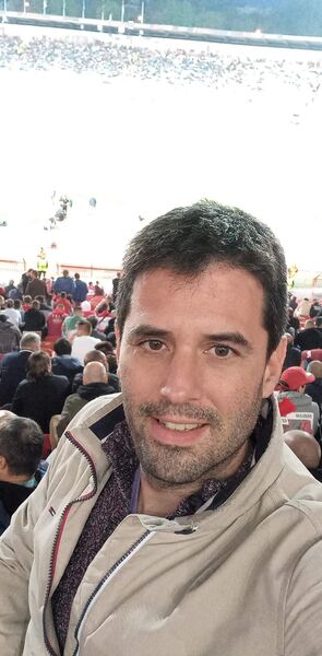 ,   Mike, 40 ,   ,   