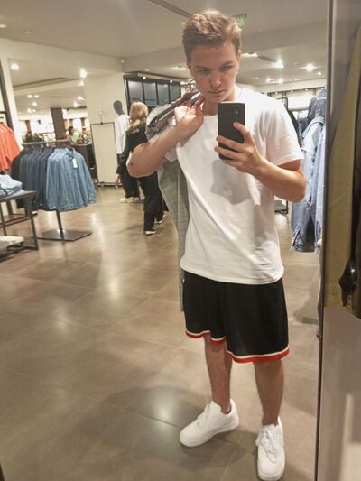  ,   , 20 ,   ,   