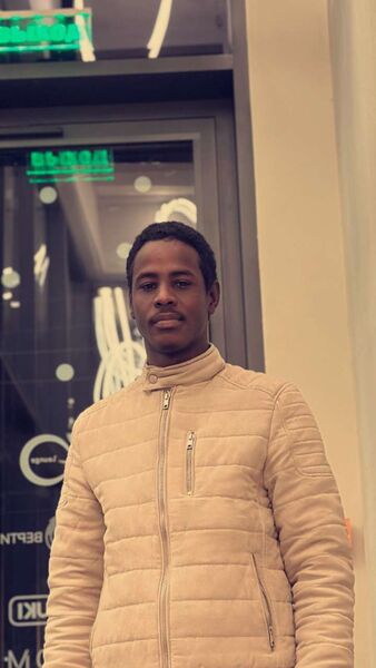  ,   Frank, 26 ,   ,   