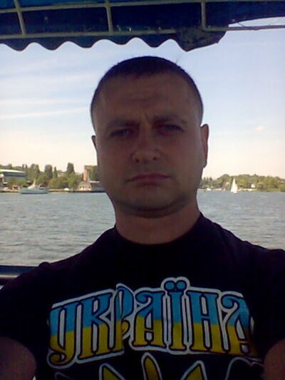  ,   Denis, 40 ,   ,   , c 