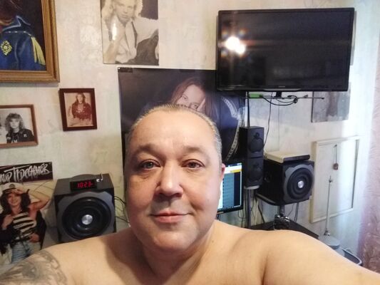  ,   Sasha, 56 ,   c 