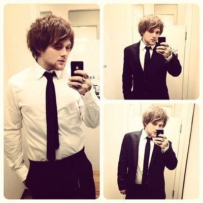  ,   Alex, 31 ,   ,   , c 