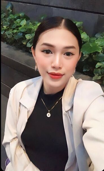  Merville,   Chloe, 36 ,   ,   